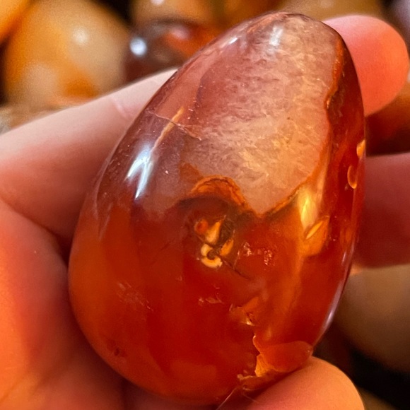 Genuine Carnelian gemstone eggs - Picture 4 of 14